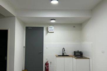 Meta Residence @ Meta City