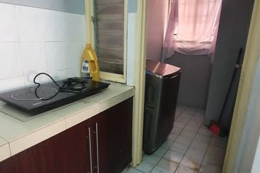 The i Residence Condominum