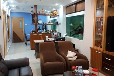 Taman Pinggiran Putra