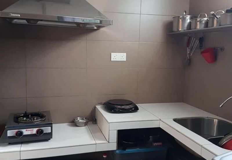 Taman Pinggiran Putra