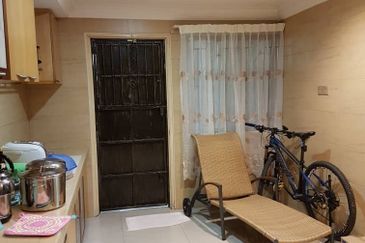 Taman Pinggiran Putra