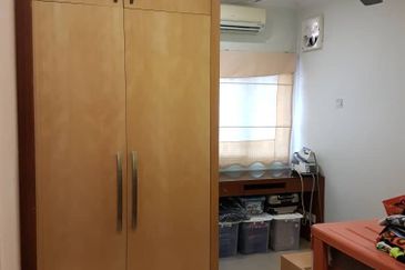 Taman Pinggiran Putra