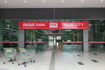 Pusat Bandar Putra Permai