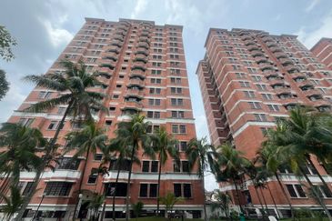 Putra Indah Condominium