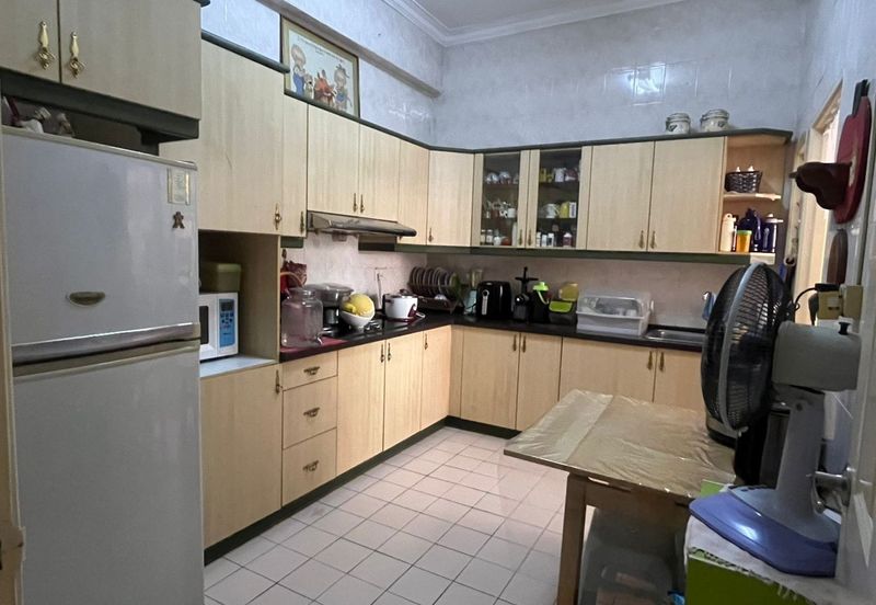 Putra Indah Condominium