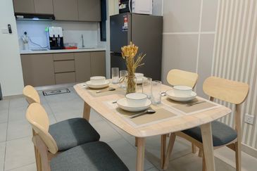 Meta Residence @ Meta City