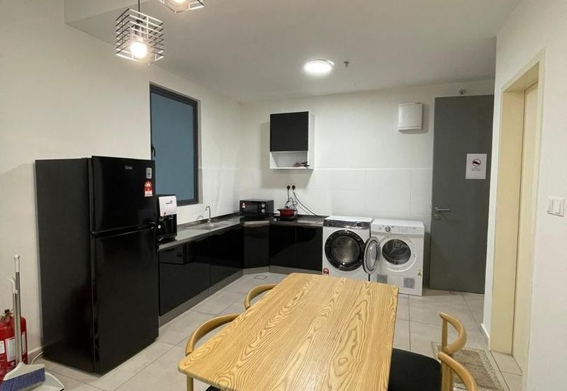 Meta Residence @ Meta City