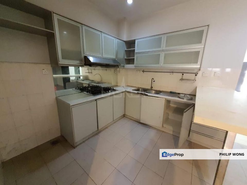 Taman Prima Topikal, Seri Kembangan 2.5 storey house For Sale, Selangor, Seri Kembangan