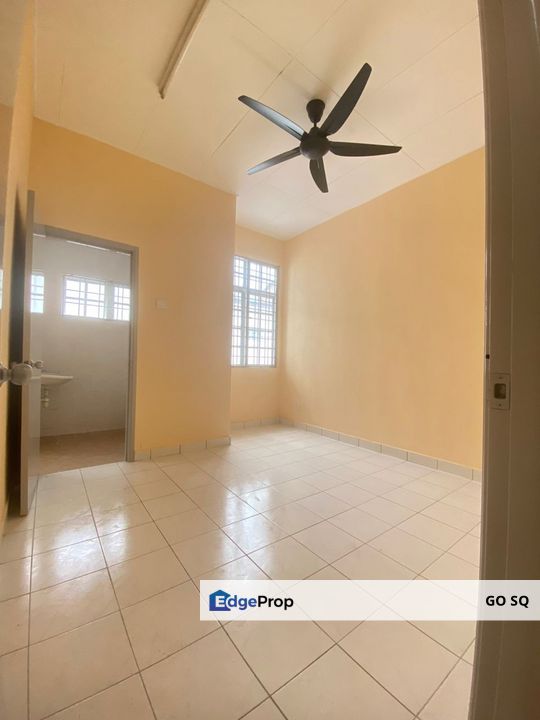 Bandar bukit puchong 2 STY, new painting and nice unit , Selangor, Puchong