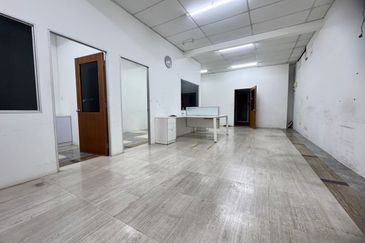 Prima Biz Hub, Taman Tasik Prima