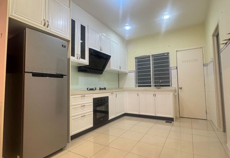 Town Villa, Taman Tasik Puchong