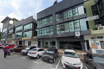 Zentro 1, Bandar 16 Sierra