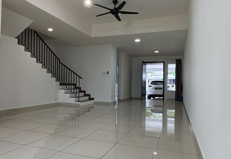 Bandar Tropicana Aman