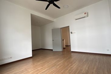 Bandar Tropicana Aman