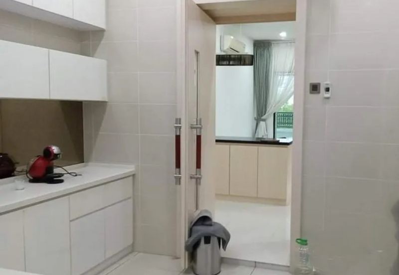 Akira @ 16 Sierra (Sierra 9)