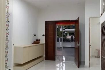 Akira @ 16 Sierra (Sierra 9)