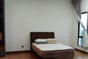 Akira @ 16 Sierra (Sierra 9)