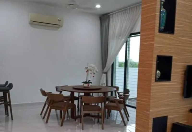 Akira @ 16 Sierra (Sierra 9)