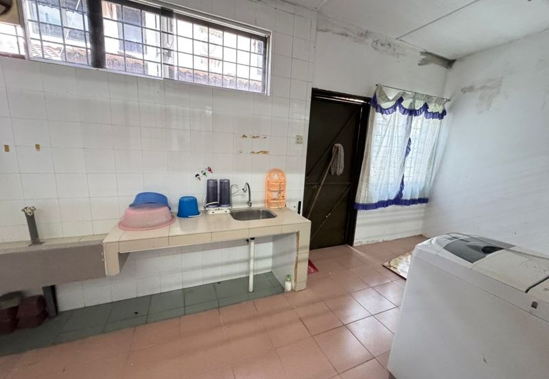 Taman Saujana Puchong