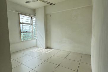 Calisa M @ Calisa Residences