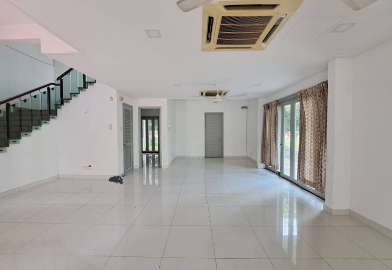 USJ Avenue @ USJ Heights