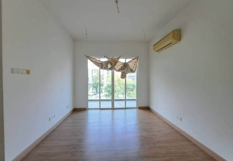 USJ Avenue @ USJ Heights