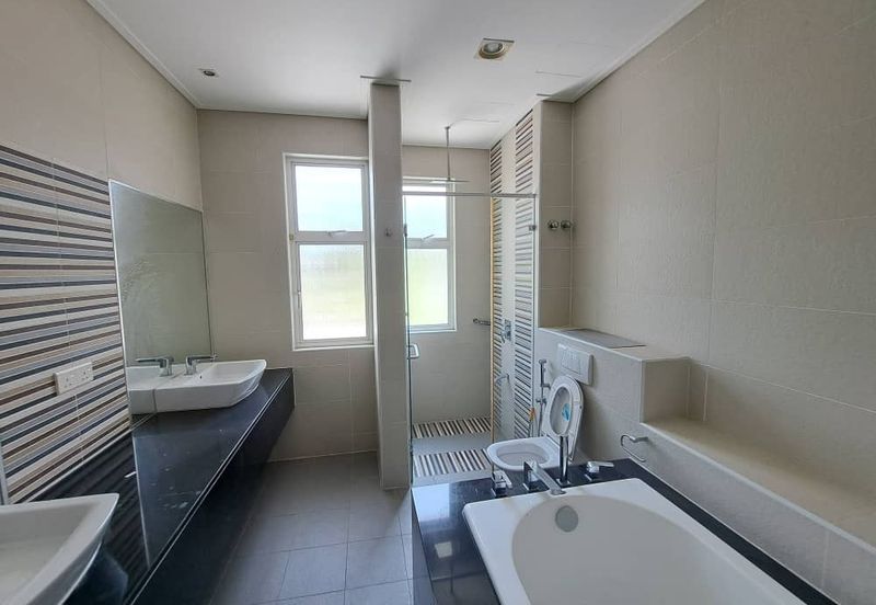 USJ Avenue @ USJ Heights