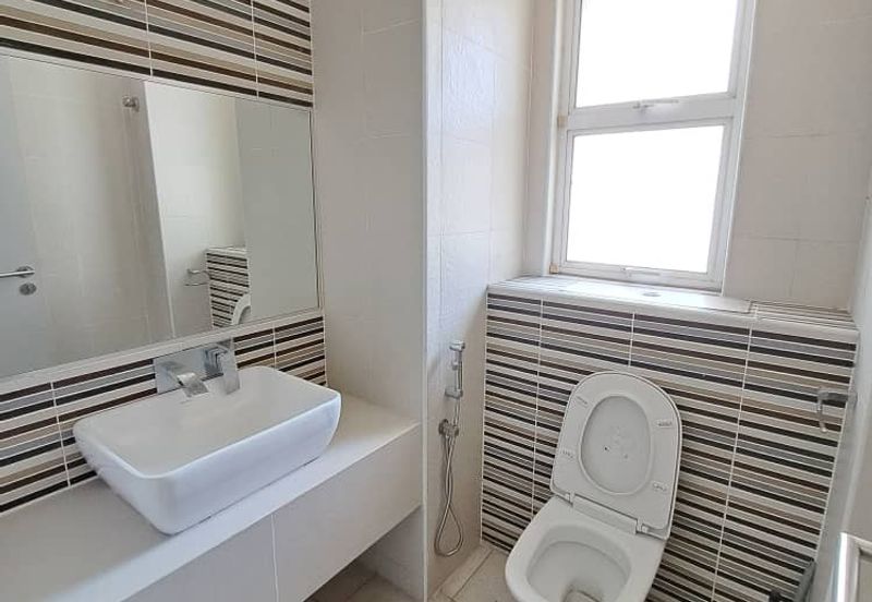 USJ Avenue @ USJ Heights