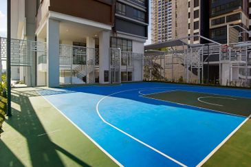 Pandora @ Tropicana Metropark