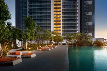 Pandora @ Tropicana Metropark