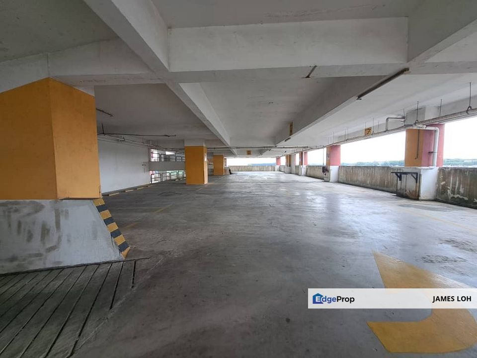Subang Jaya - 7 Storey Carpark for Sale, Selangor, Subang Jaya