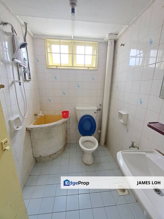 Keranji Apartment - Well maintained Middle Floor Unit for Sale, Selangor, Subang Jaya