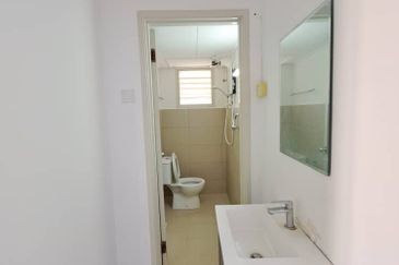 Subang Perdana Goodyear Court 8