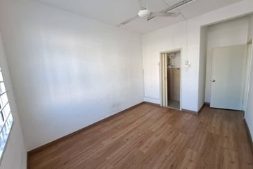 Subang Perdana Goodyear Court 8