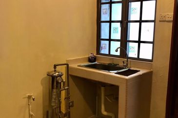 Subang Perdana Goodyear Court 10