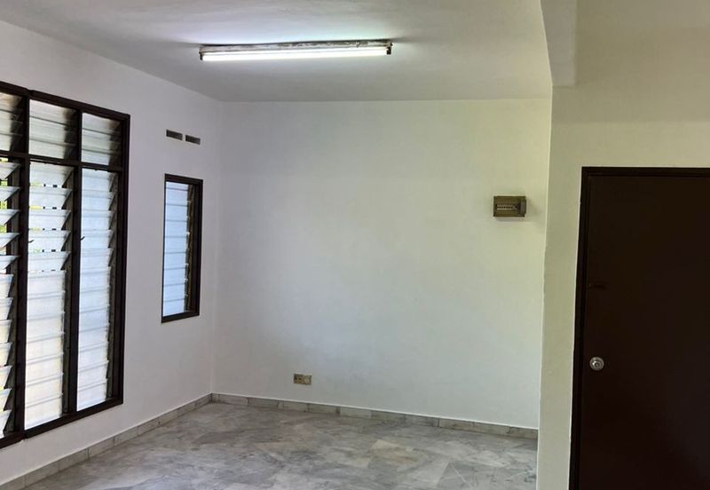 Subang Perdana Goodyear Court 6