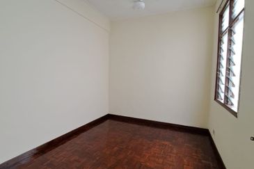 Subang Perdana Goodyear Court 7