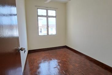 Subang Perdana Goodyear Court 7