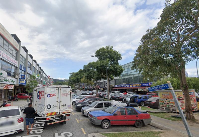 Medan Niaga Tasik Damai