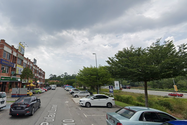 Jalan Pulau Lumut P U10/P @ Alam Budiman