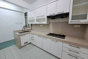 Subang Perdana Goodyear Court 10