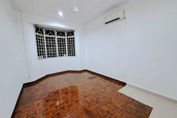 Subang Perdana Goodyear Court 10