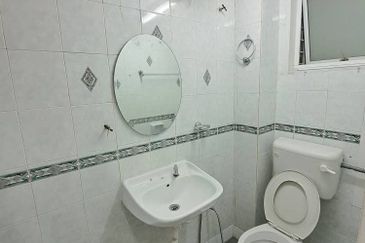 Subang Perdana Goodyear Court 10