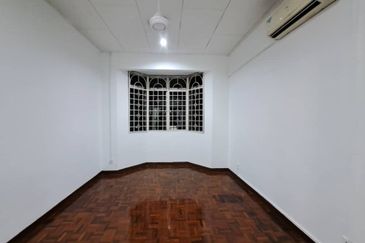 Subang Perdana Goodyear Court 10