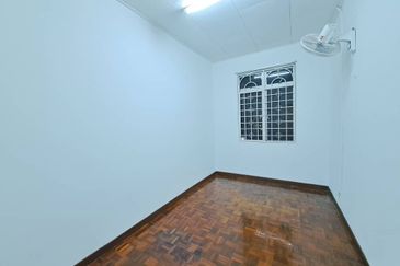 Subang Perdana Goodyear Court 10