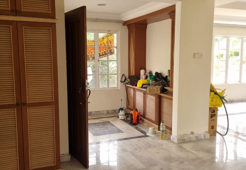 College Heights Garden Resort