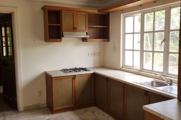 College Heights Garden Resort