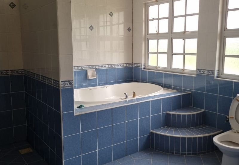 College Heights Garden Resort