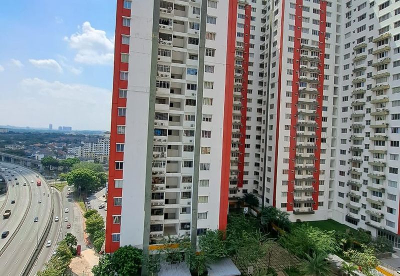 Main Place Residence