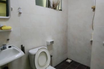 E-Tiara Serviced Apartment